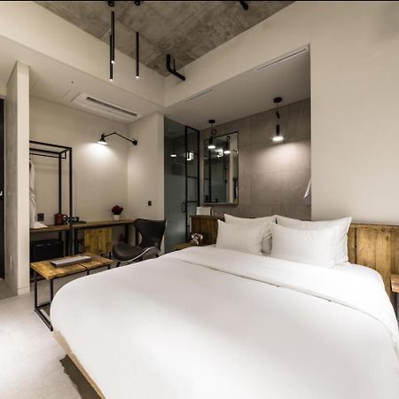 Hotel The Artist Dongdaemun Сеул Экстерьер фото